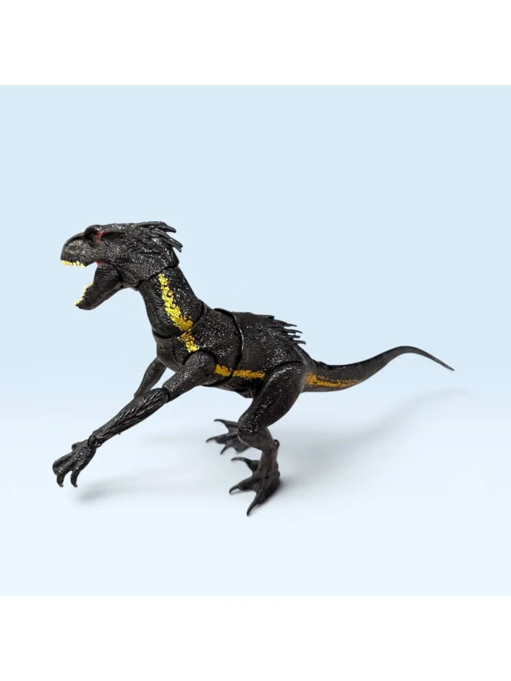 Jurassic World Grab n Growl Indoraptor